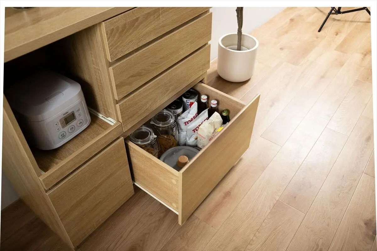 たっぷり収納でキッチン空間が整う『Foggi(フォッジ)』レンジ台 たっぷり収納でキッチン空間が整う『Foggi(フォッジ)』レンジ台